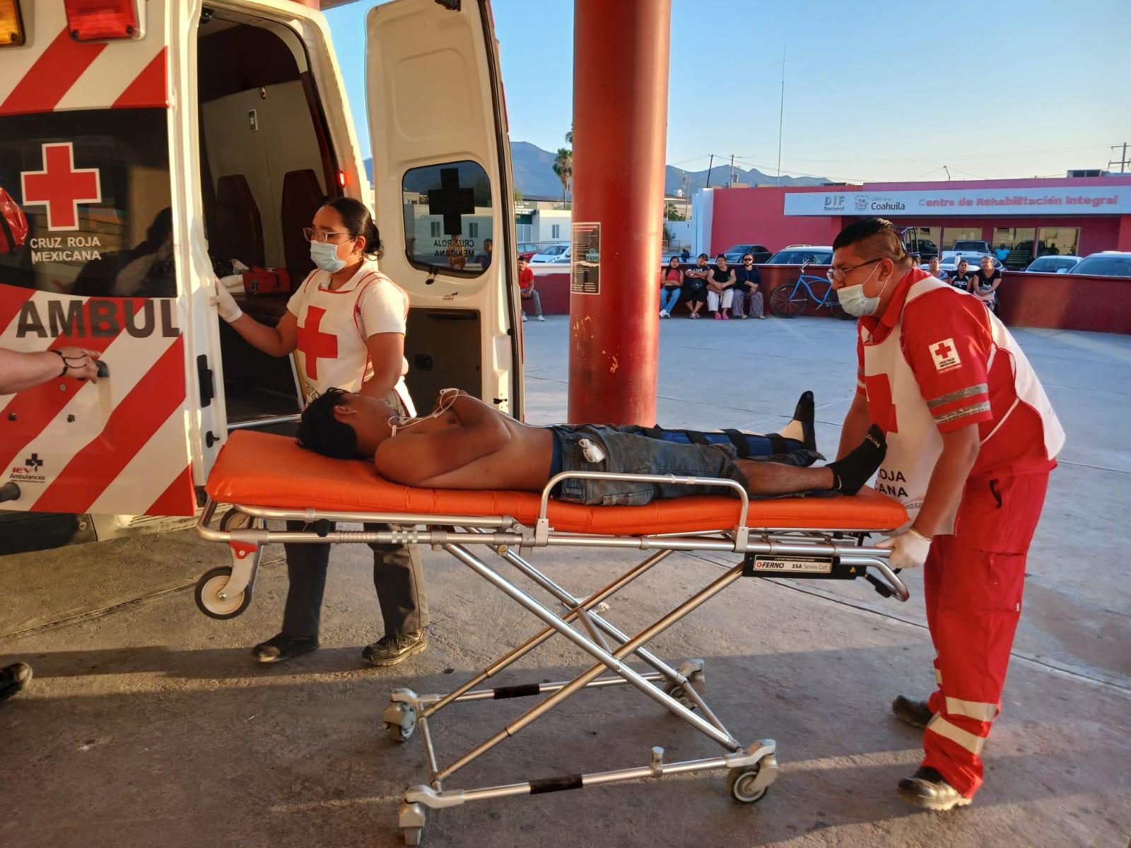 Cae migrante de tren; sufre de amputación