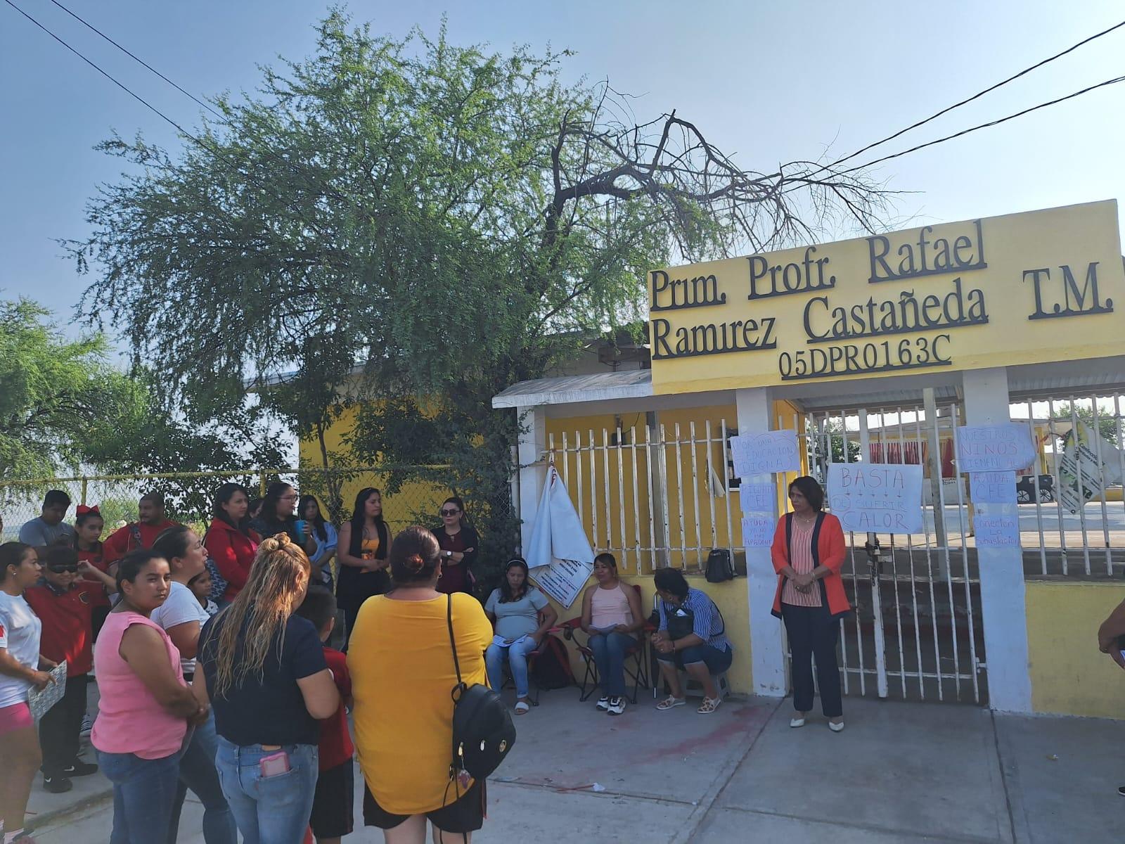 Amplían cierre de escuela primaria