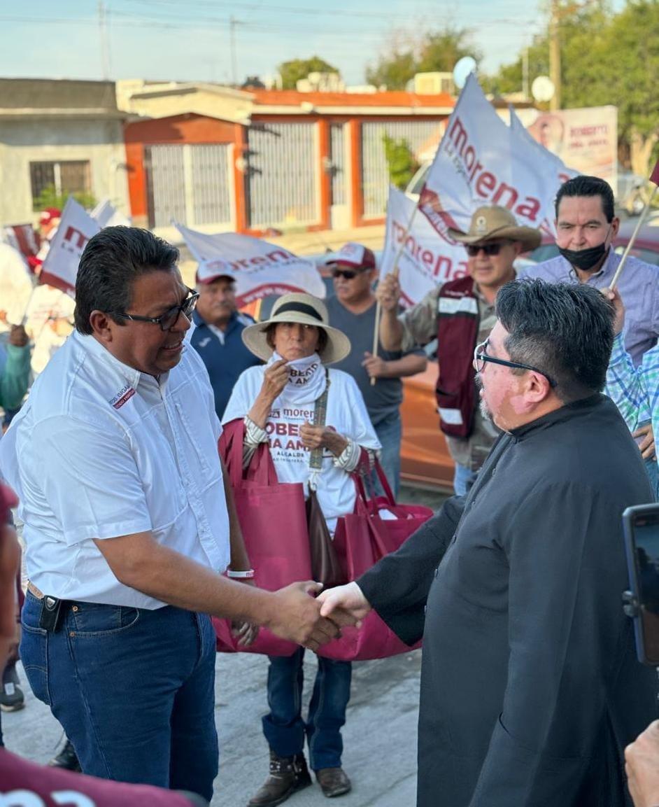 Bendicen campaña de Roberto Piña