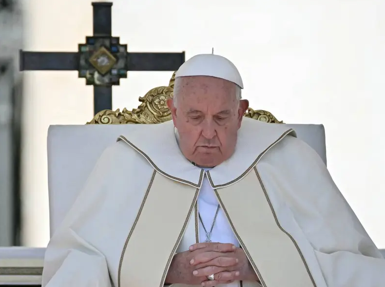 Papa Francisco pide disculpas por dichos homófobos: ‘nunca pretendió ofender’, dijo El Vaticano