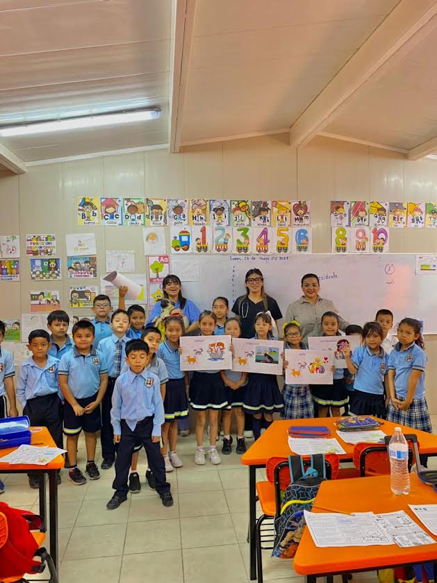 Orienta Salud sobre cuidado de mascotas