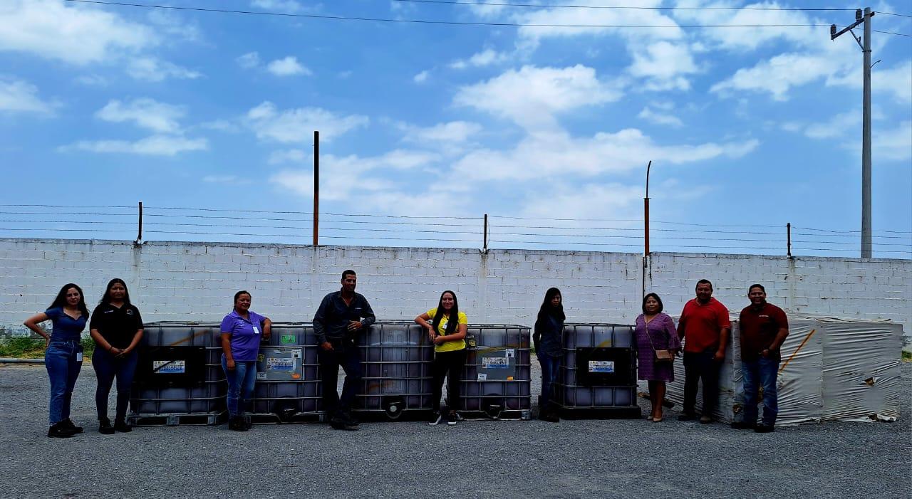 SAN BUENAVENTURA AGRADECE A EMPRESA TRINITY RAIL DONACIÓN DE IMPERMEABILIZANTE Y AISLANTES DE TECHO