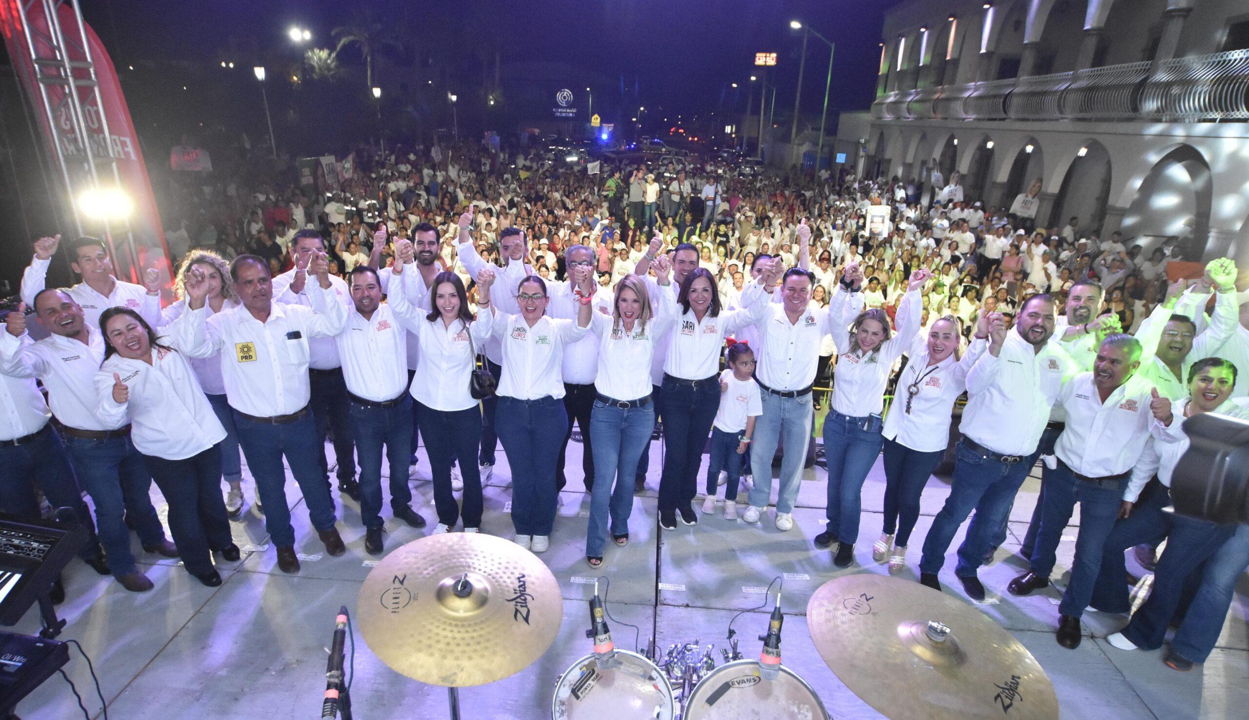 Cierra Sari campaña espectacularmente