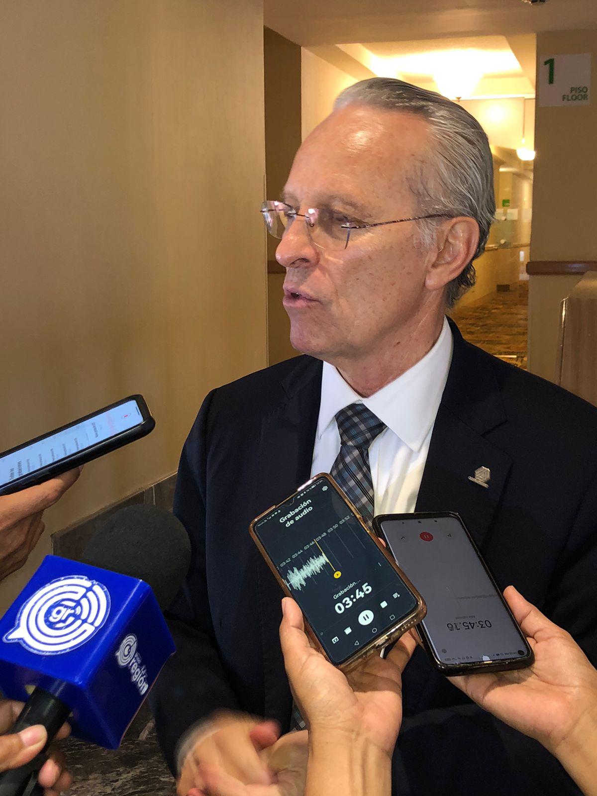Frena CRE generación para energías limpias