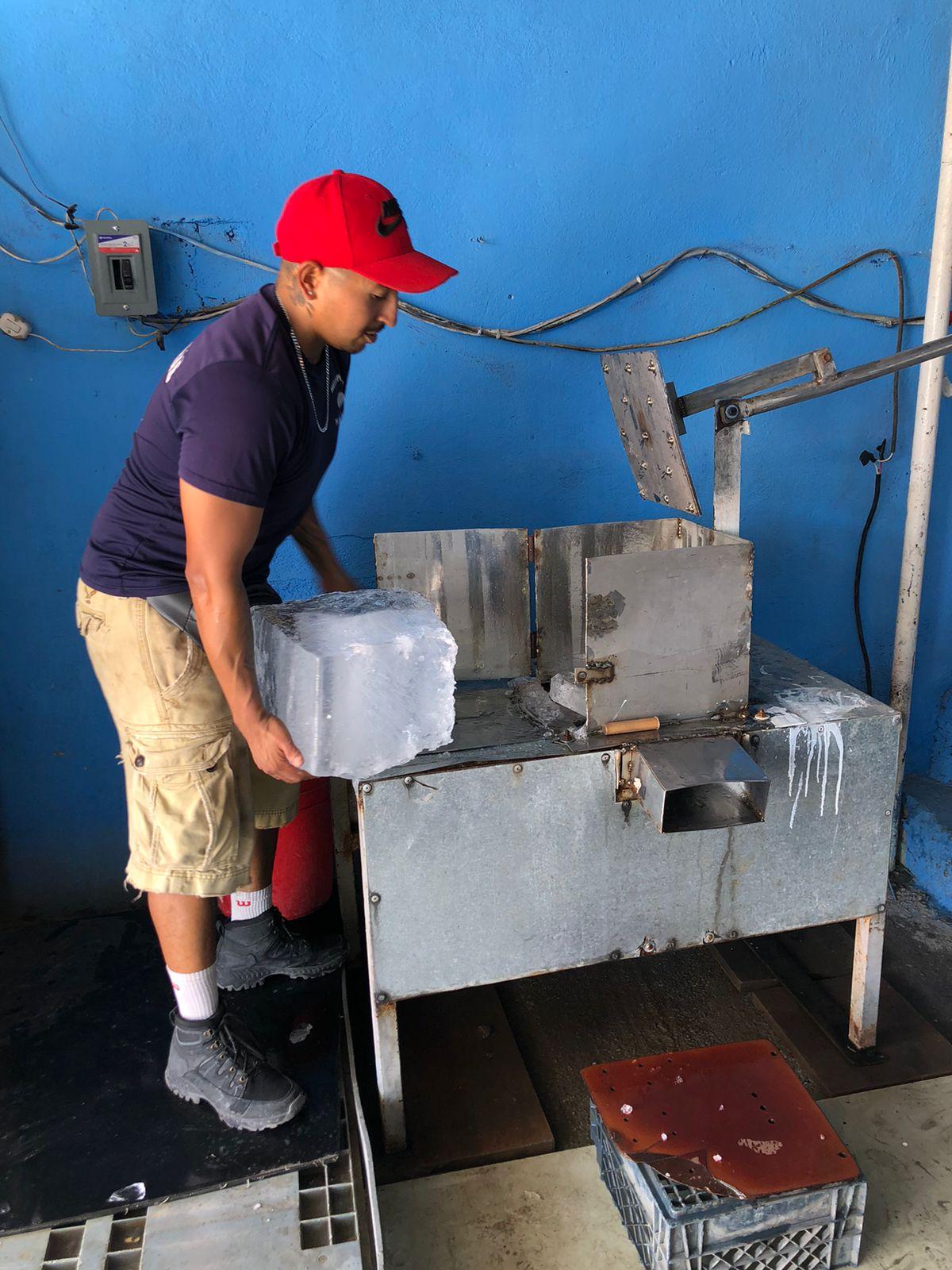 Sube la venta de hielo en un 40%