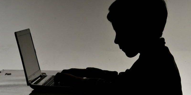 Sugiere Psicóloga candados a celulares