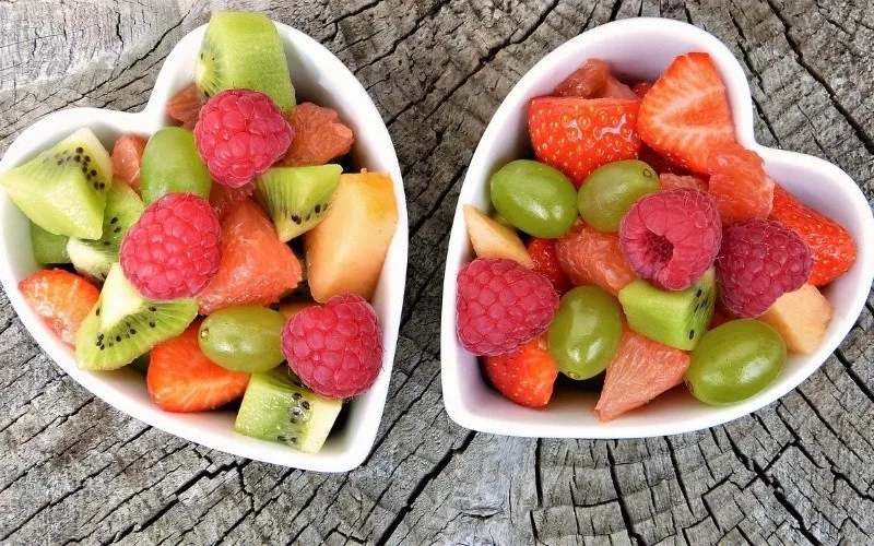 ¿Qué fruta elimina la grasa abdominal?