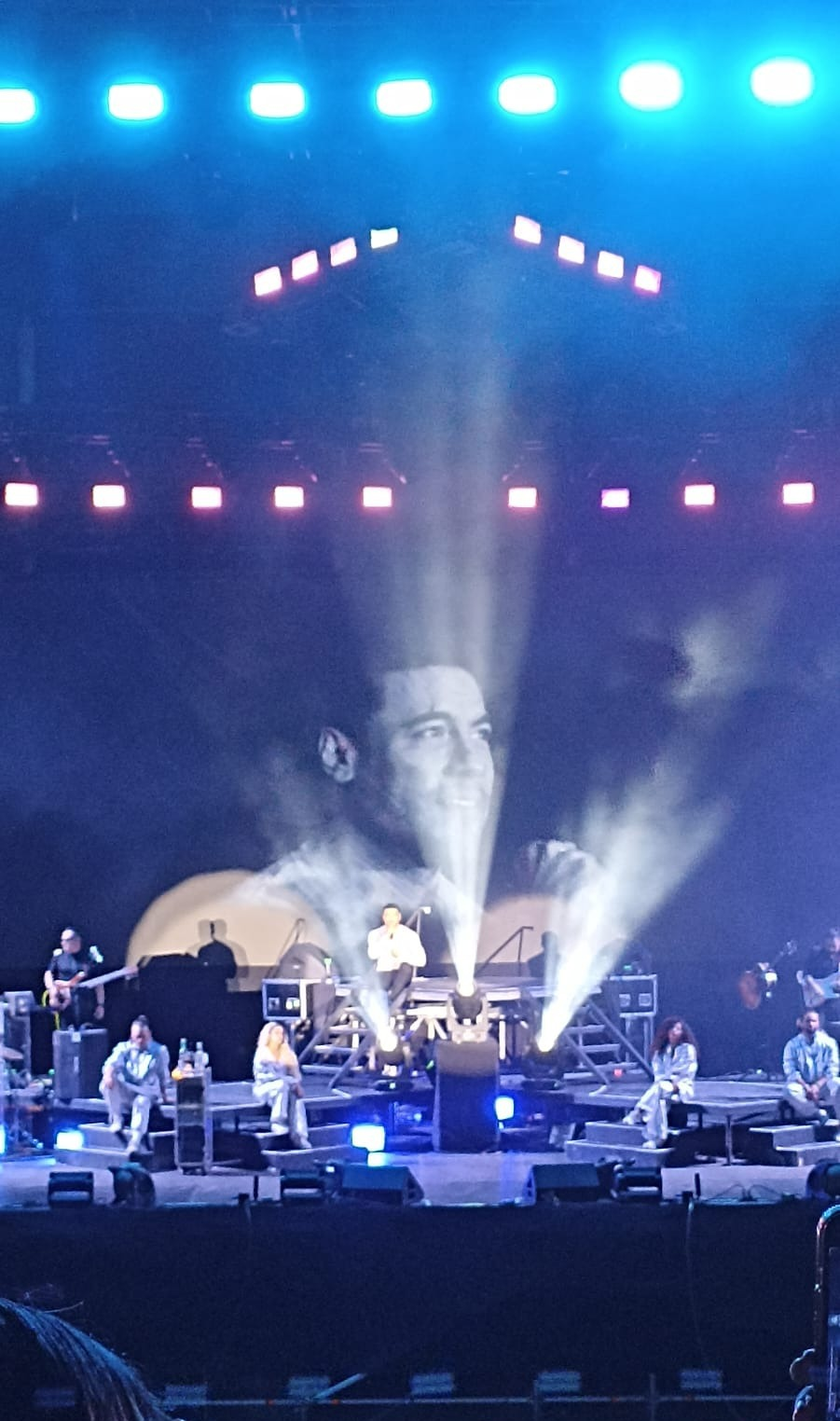 Espectacular presentación de Carlos Rivera en Parras