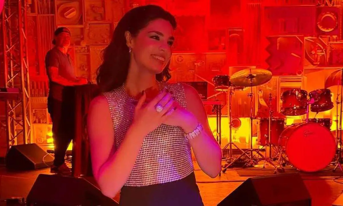 CON BAILE Y SERENATA, NADIA FERREIRA CELEBRA SU CUMPLEAÑOS 25 POR ADELANTADO AL LADO DE MARC ANTHONY