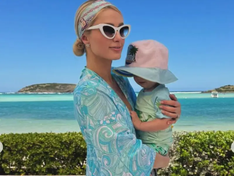 Paris Hilton pone al revés chaleco salvavidas a su hijo; internautas reaccionan