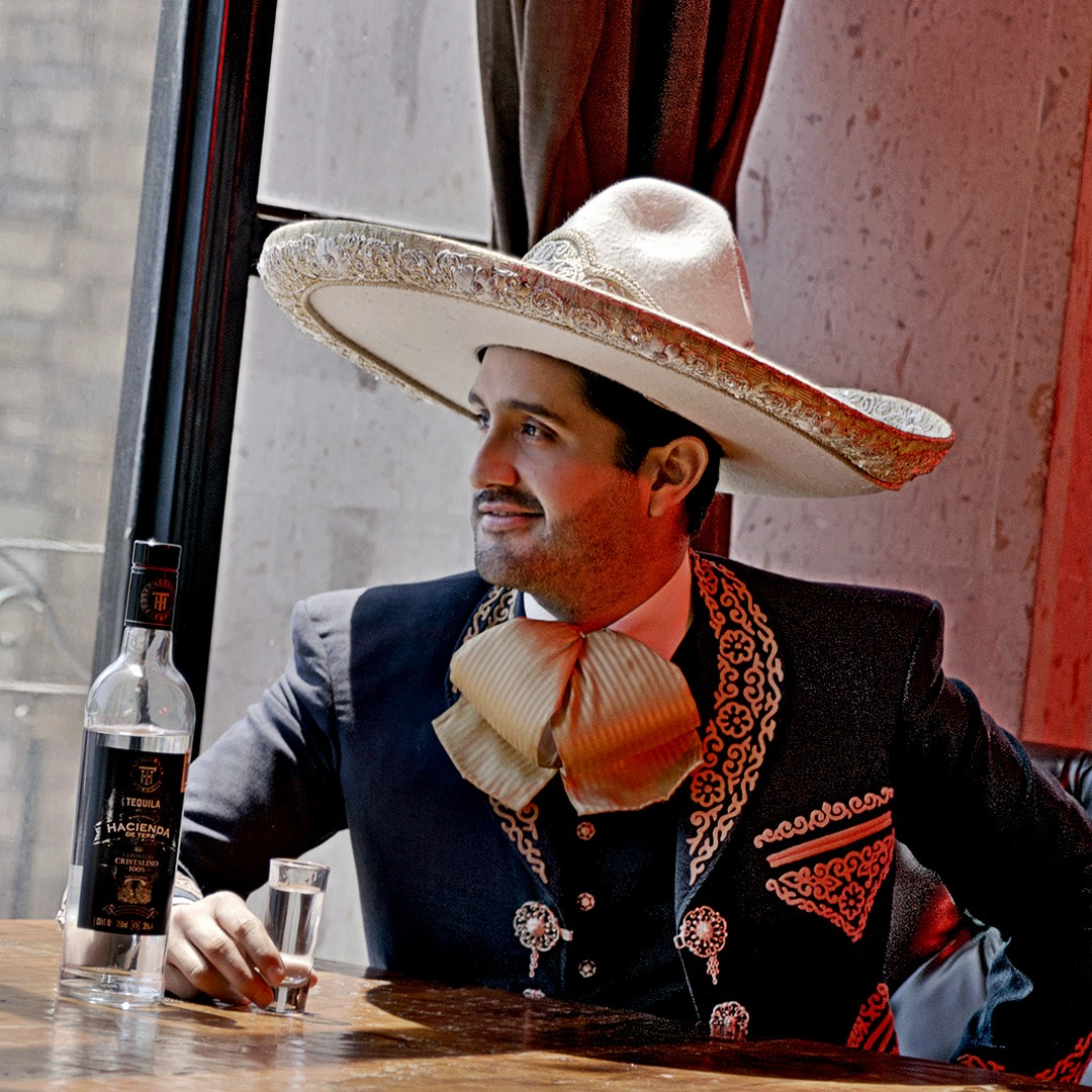  “El Último Romántico” lo nuevo de Diego Herrera con Mariachi