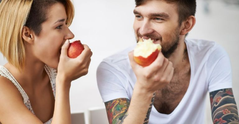 ¿Cuáles son los beneficios de la manzana? Ocúpala para el dolor de estómago
