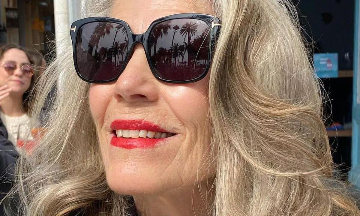 ¿QUIÉN ES INGE LADD, LA MODELO DE 60 AÑOS QUE ESTÁ CONQUISTANDO LA INDUSTRIA DE LA MODA?