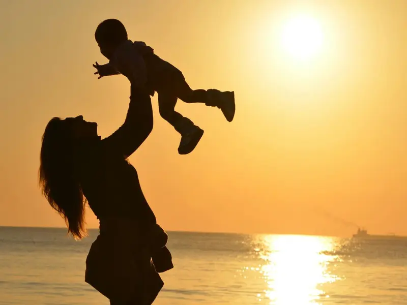 10 de mayo en México: ¿Es obligatorio que las mamás trabajen el Día de las Madres?
