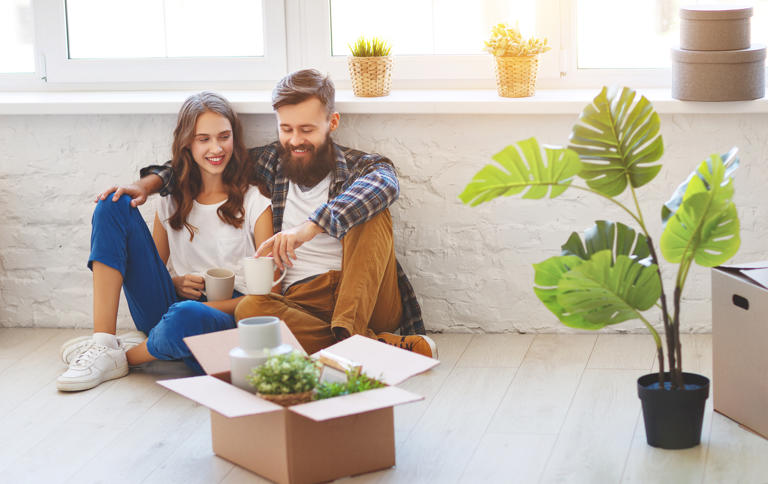 ¿En una relación, pero viven separados? Esto dicen los expertos acerca de esta tendencia