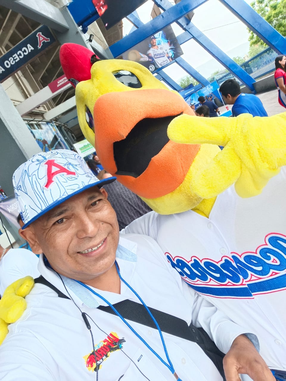 Rompe redes Baldo Picazo locutor de LA FURIA DEL NORTE en Monclova