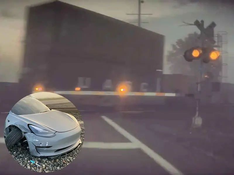 Captan momento en el un Tesla en modo de ‘conducción autónoma’ casi choca contra un tren