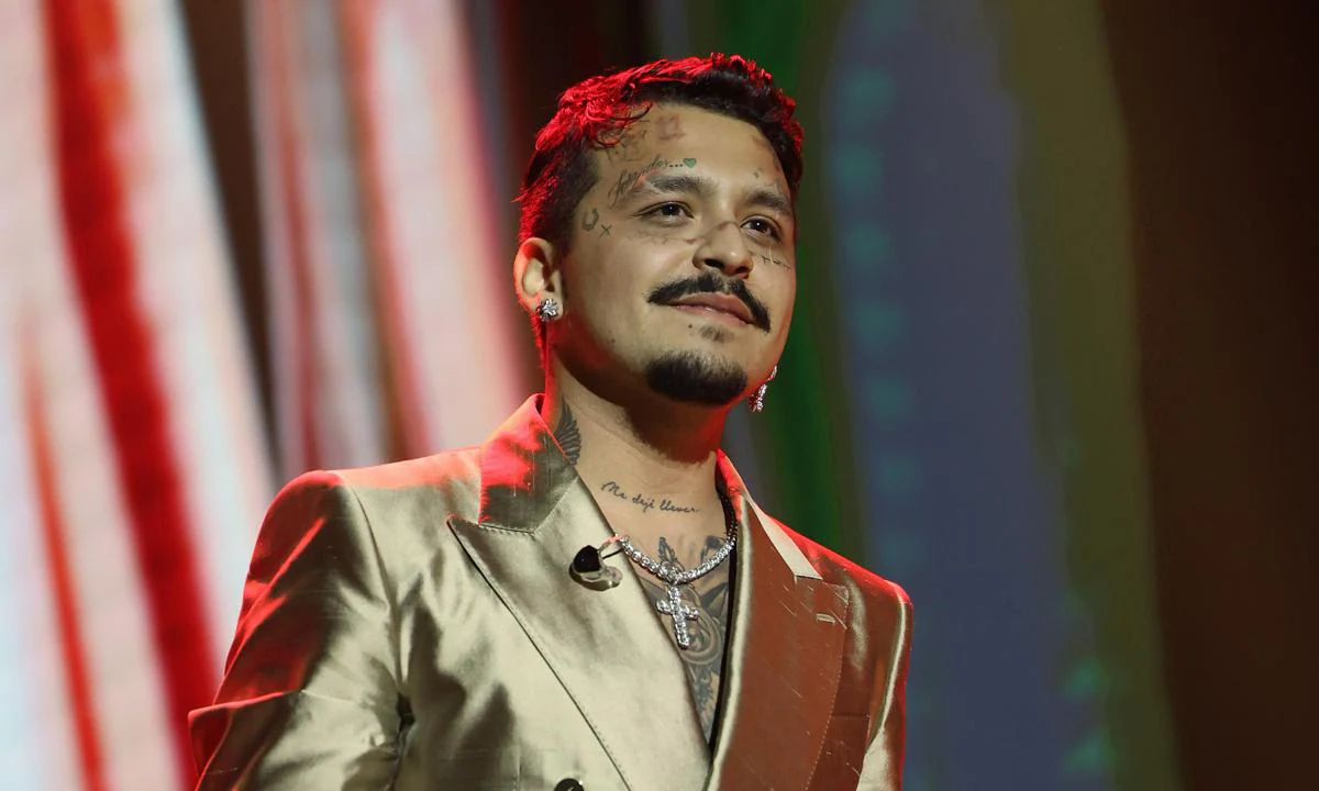 CHRISTIAN NODAL HABLA DE SU PASADO ROMANCE CON BELINDA: «TRASCENDIÓ A COSAS QUE ME HICIERON DAÑO»