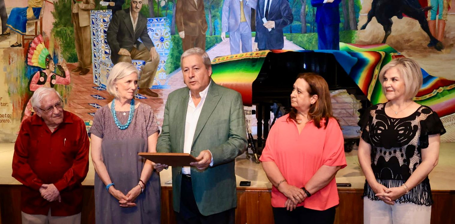 Es educadora Rita Fishburn una Profeta en su Tierra.- Alcalde