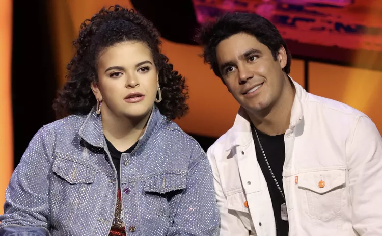 Hijo de Bibi Gaytán reacciona a rumores de romance con Lucerito Mijares