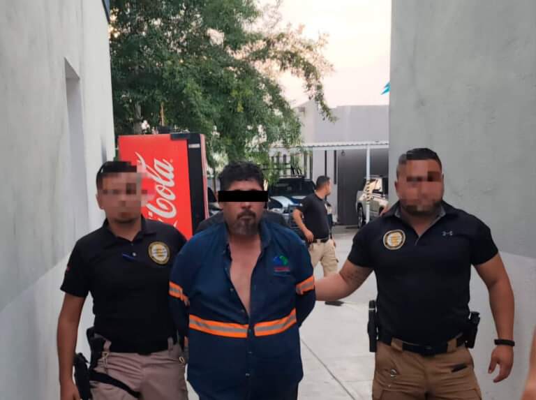 Calla en audiencia el homicida de luchador