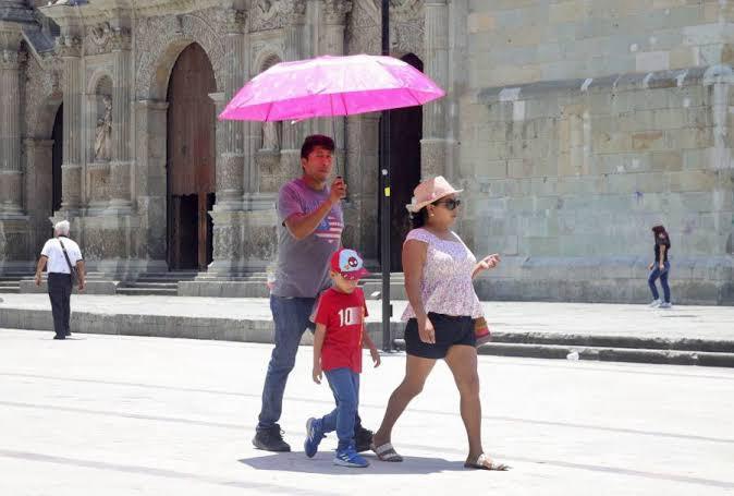 ALERTAN POR TEMPERATURAS HASTA DE 45° C EN COAHUILA