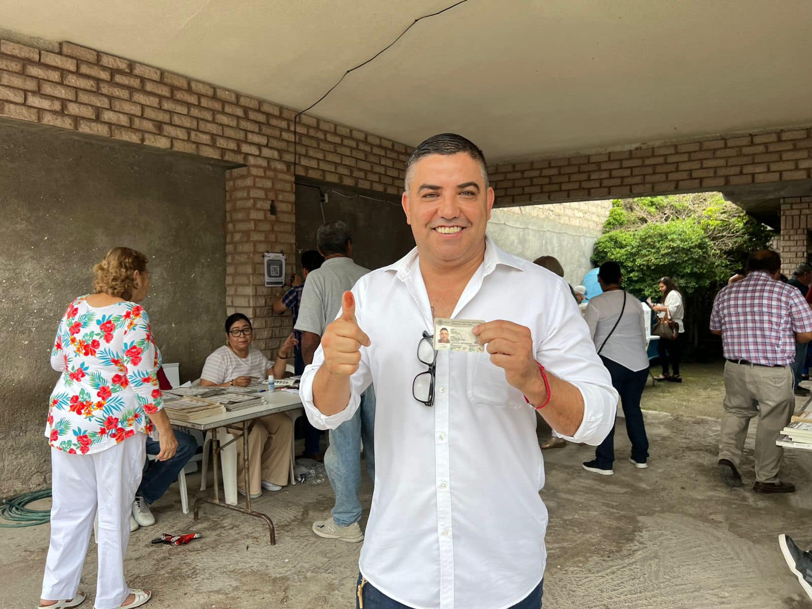 Mantiene Chano ventaja