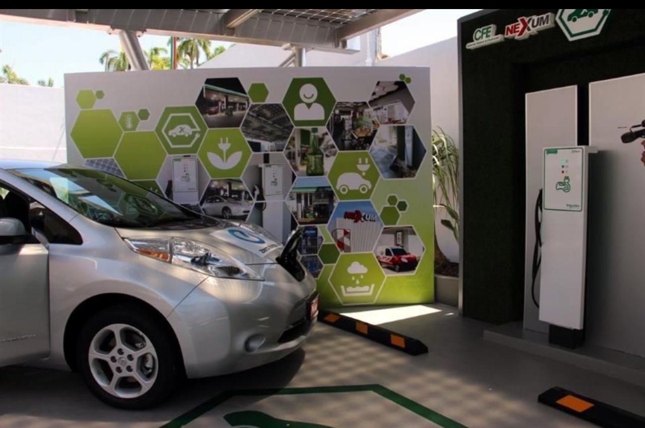 Aumentarán electrolineras hasta 8.5 veces en 14 años