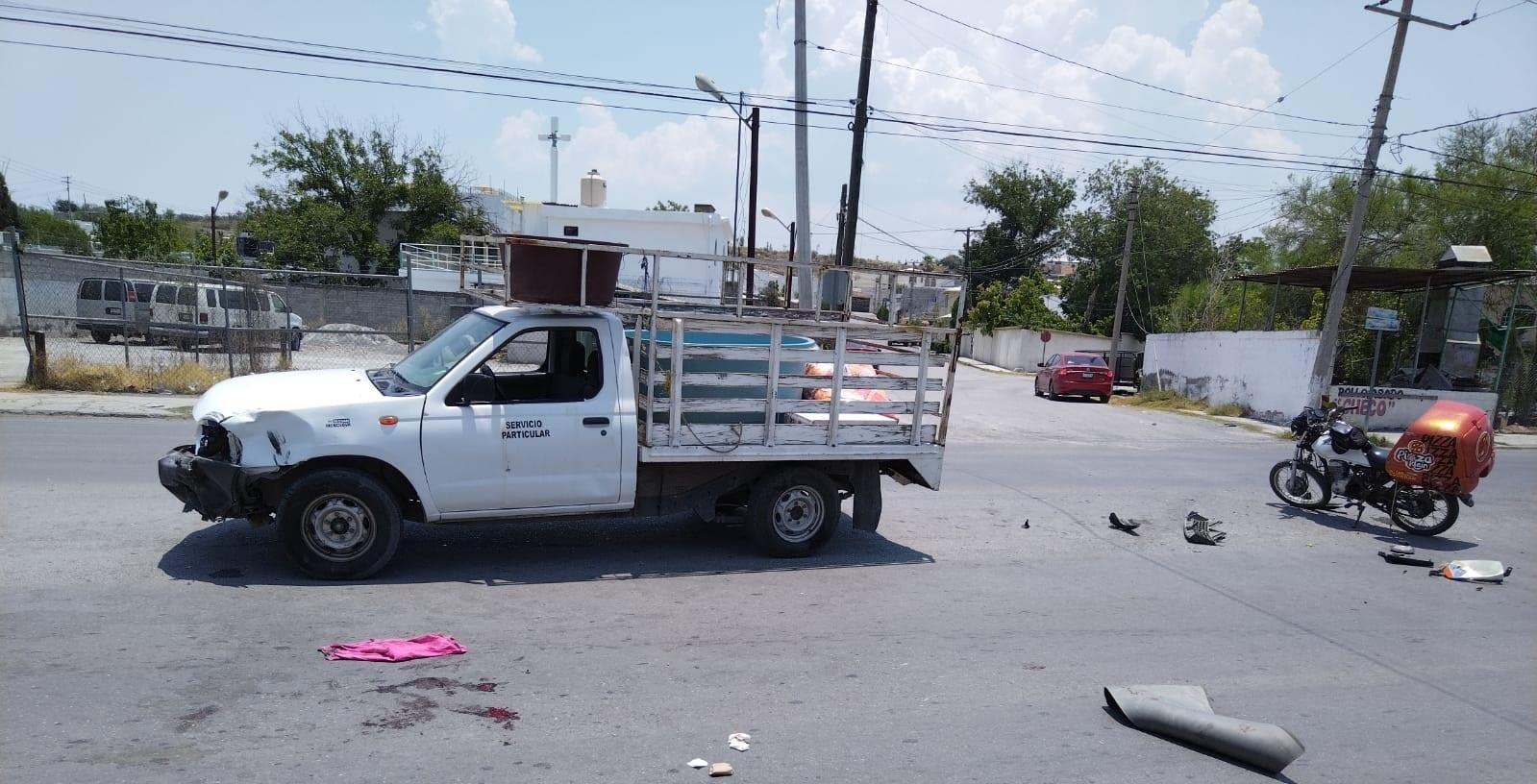 Grave motociclista tras ser embestido