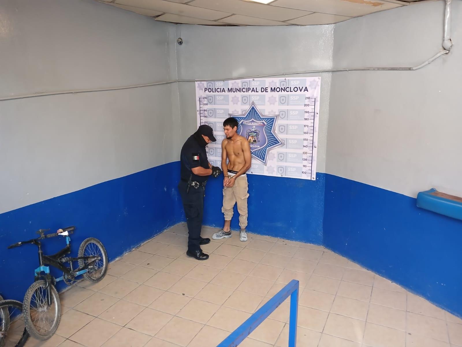 Lo agrede su hijo y él lo denuncia