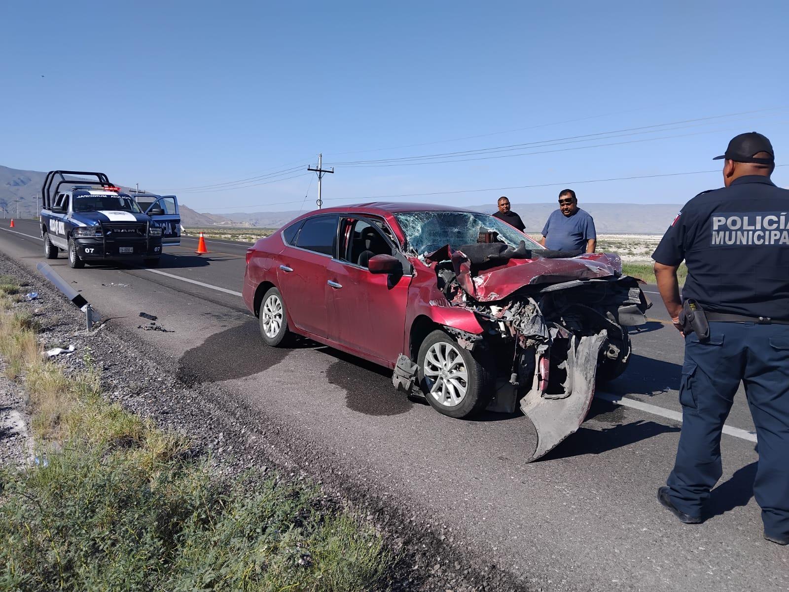 Abandonan auto cerca de Dunas