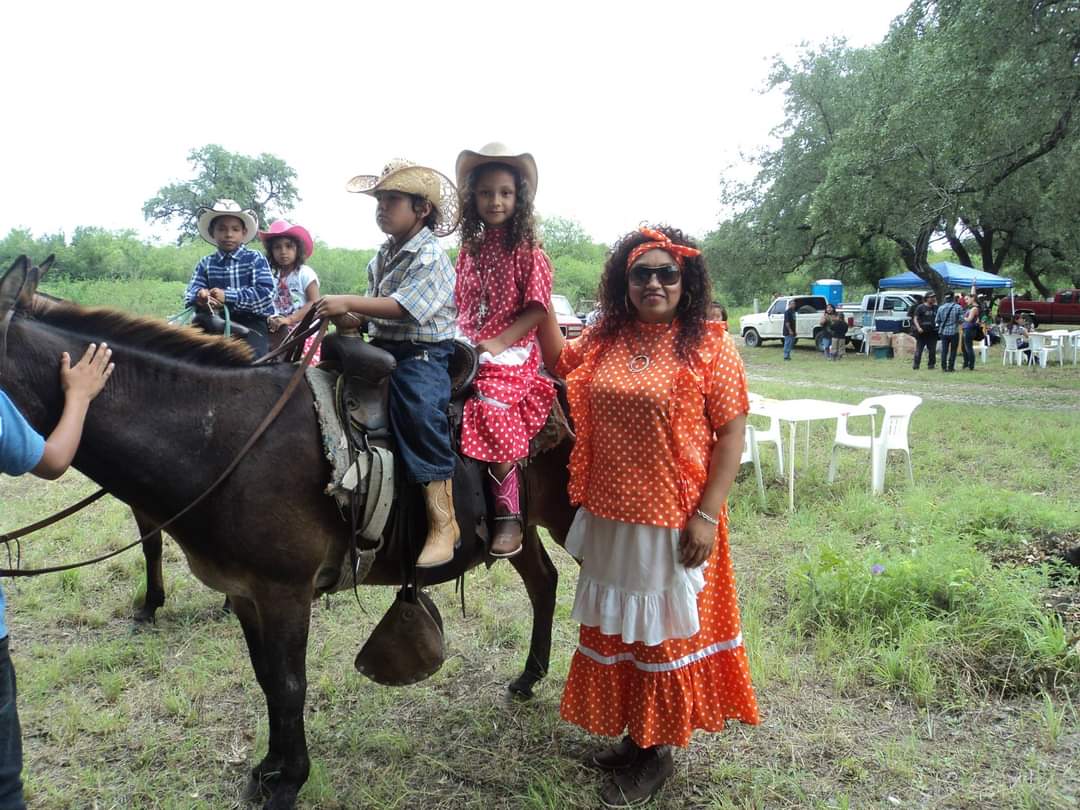 Celebran Mascogos el  día de su emancipación