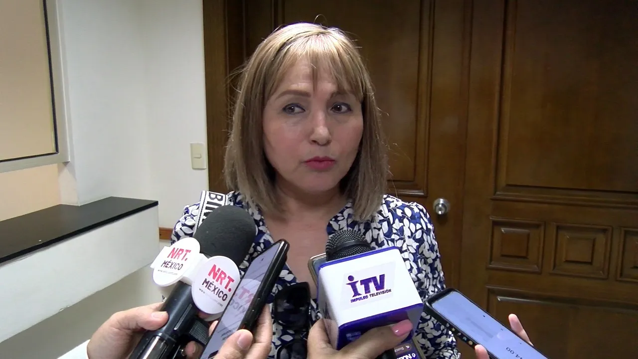 Guarda silencio Regidora y propietaria de “La Casita”