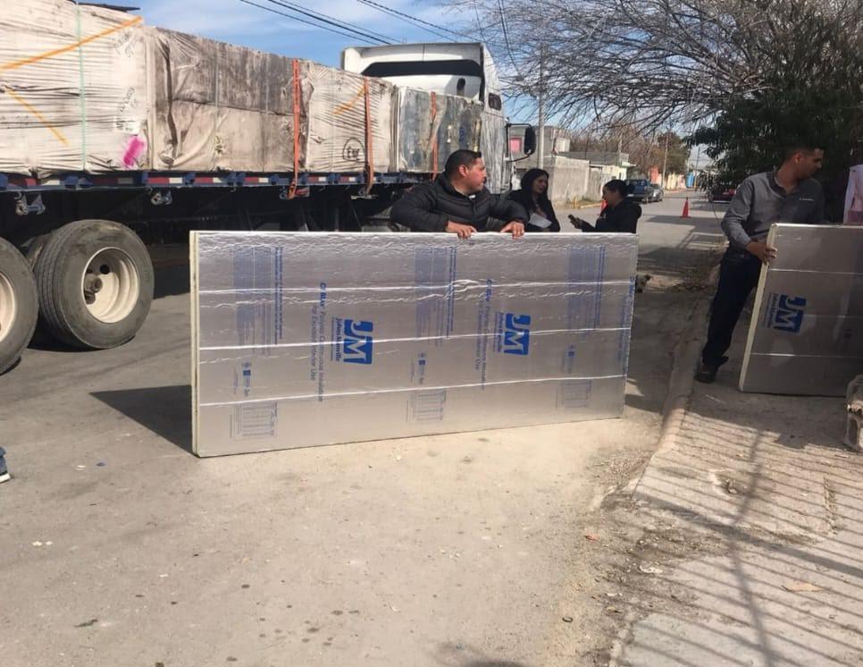 Entrega Trinity paneles térmico-aislantes en SB