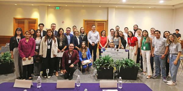 Compiten alumnos en Litigación Oral