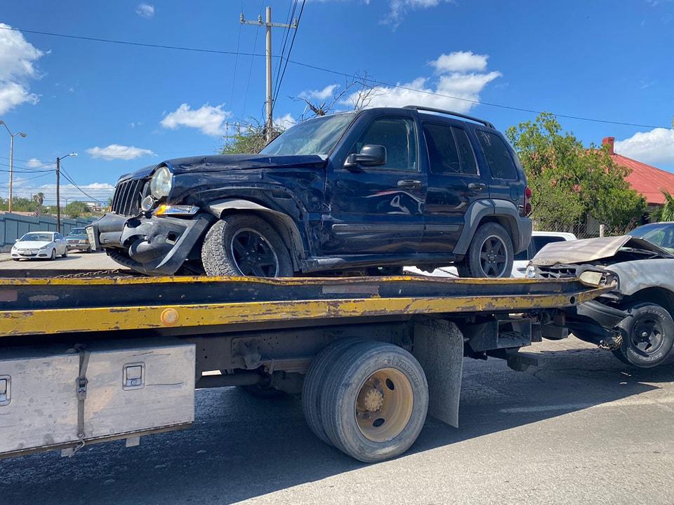 Se registra accidente frente a clínica IMSS