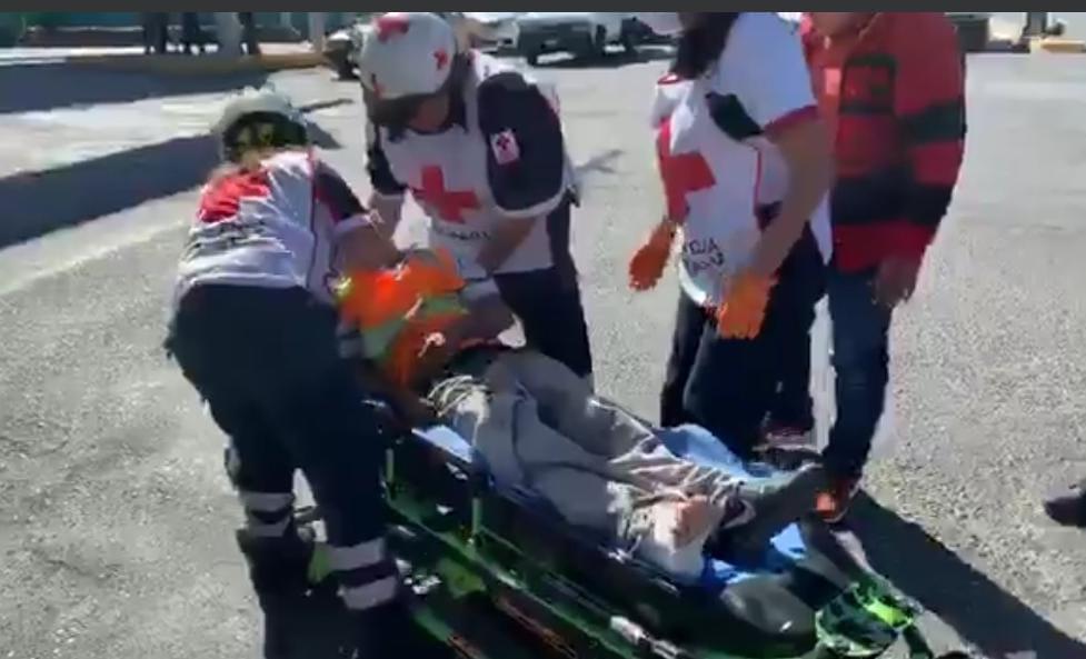 En espera hombre de ser intervenido por IMSS