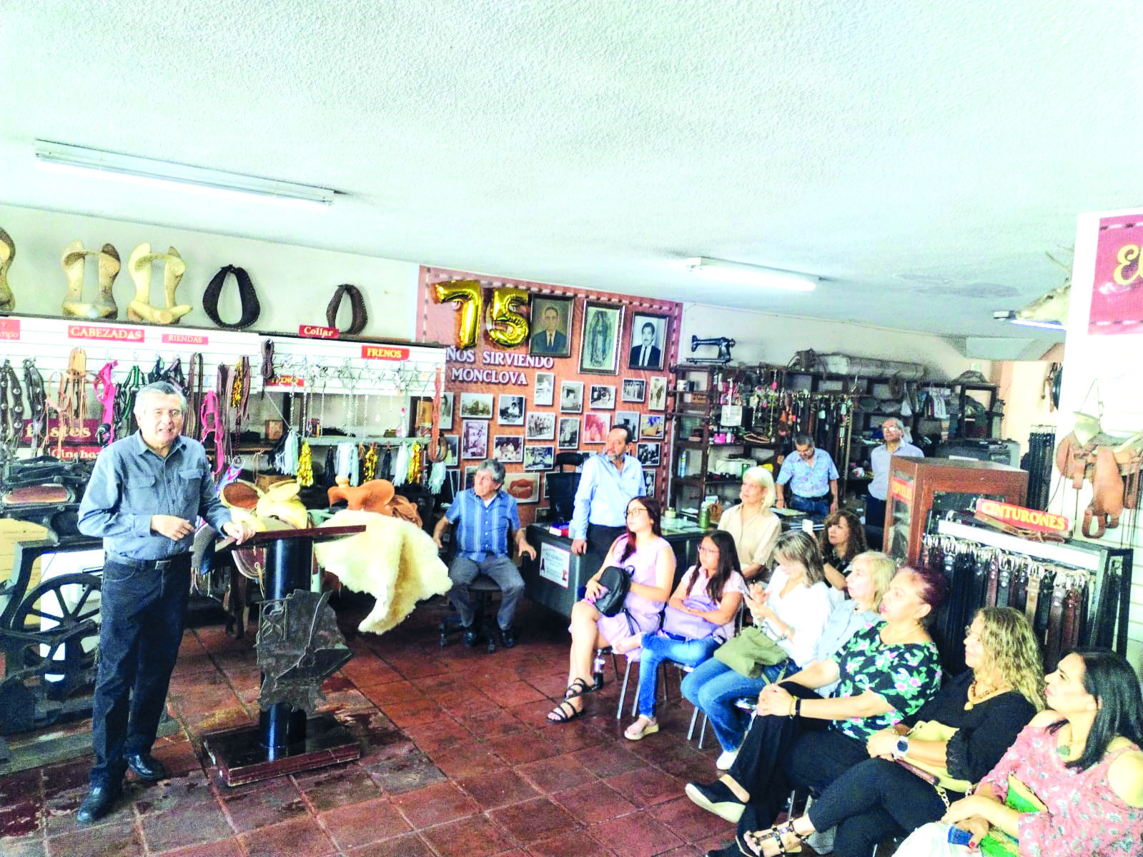 Celebran 75 años de Talabartería Guajardo