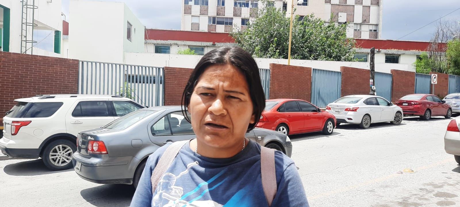 Intuban a hombre picado por abejas