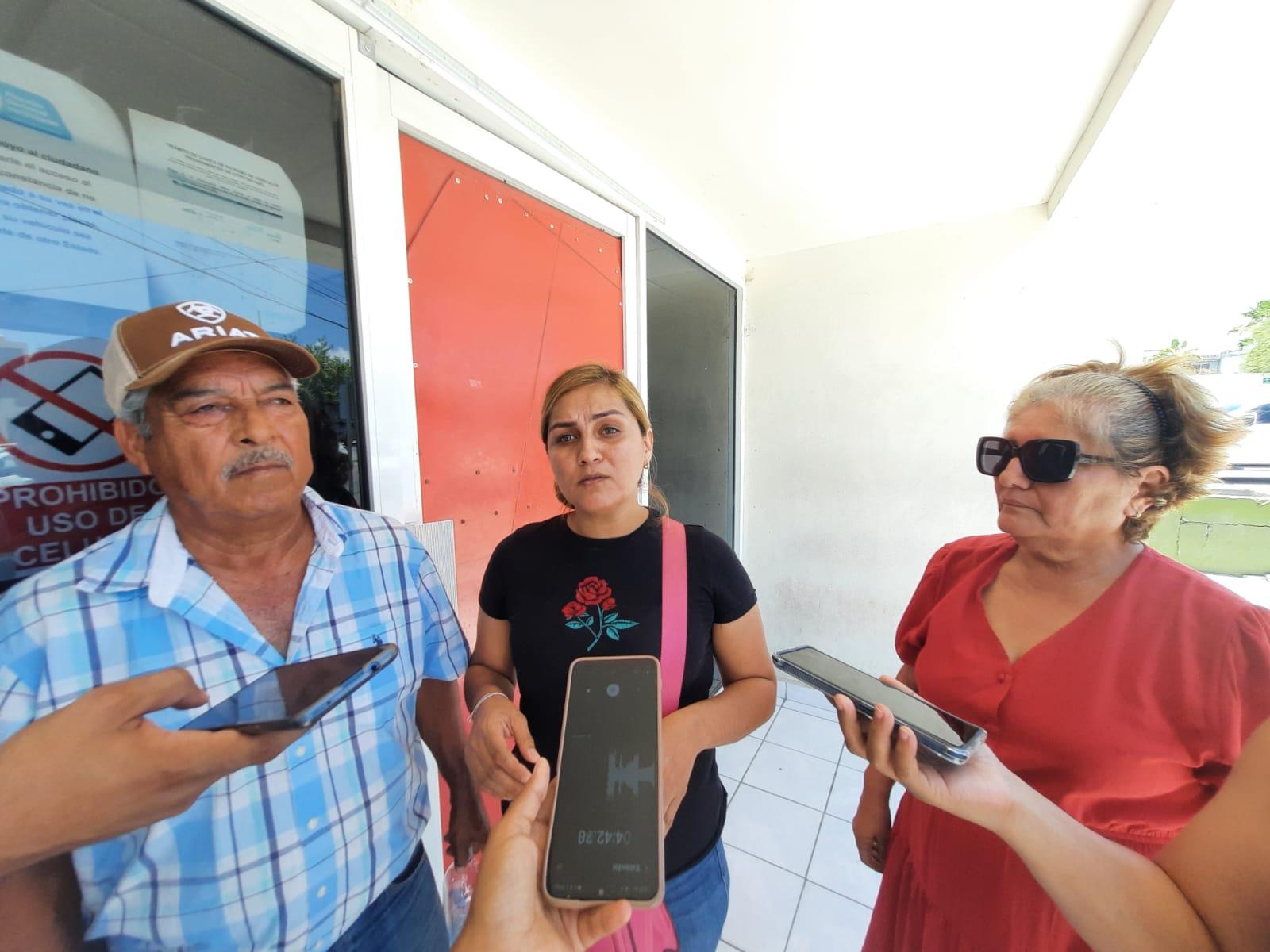 Amenazan con arma a pareja por terreno