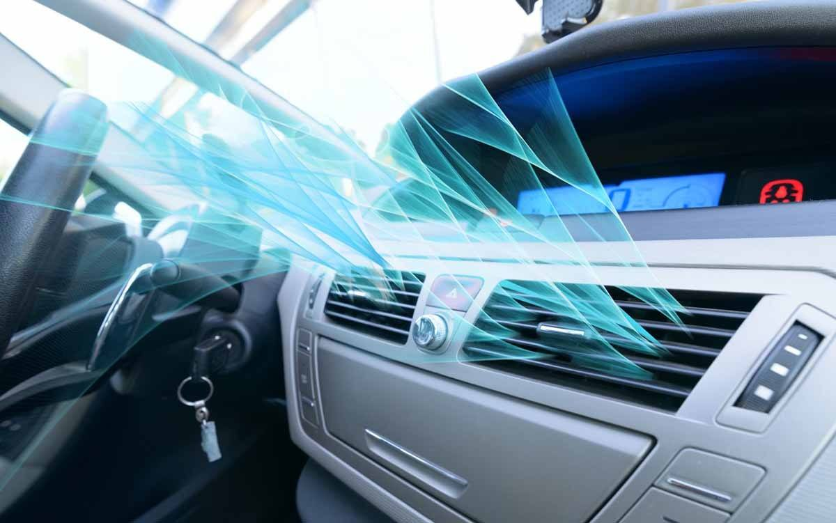 ¿Qué pasa si dejas el aire acondicionado prendido cuando apagas el coche? Considera los RIESGOS