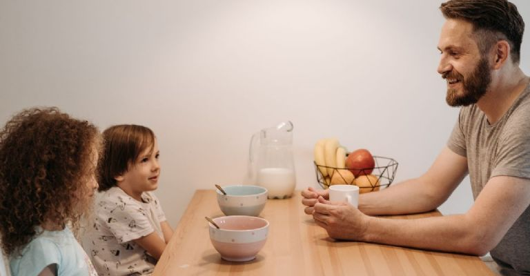 ¿Qué malas conductas no debes permitir en tus hijos?