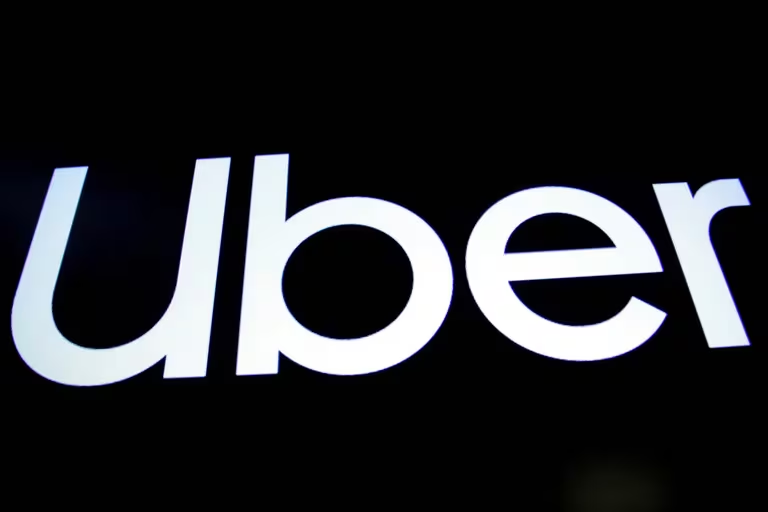 Uber prohíbe que te llames con nombres extraños en la aplicación como Superman o Princesa