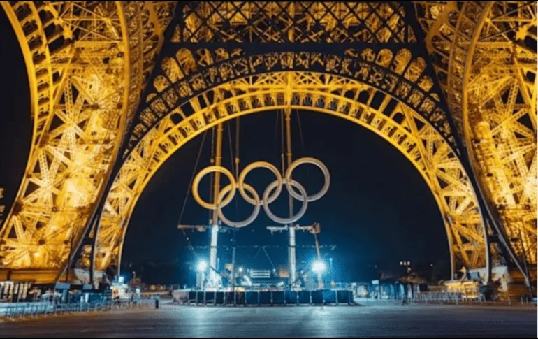 La Torre Eiffel brilla con los Anillos Olímpicos rumbo a los juegos 2024