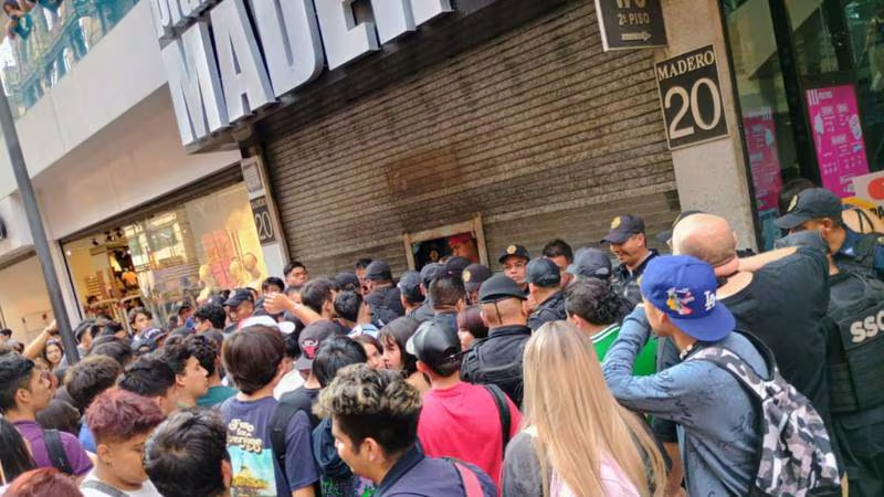 ¿Qué sabemos de los jóvenes intoxicados en una fiesta de reguetón en el Centro Histórico de CDMX?