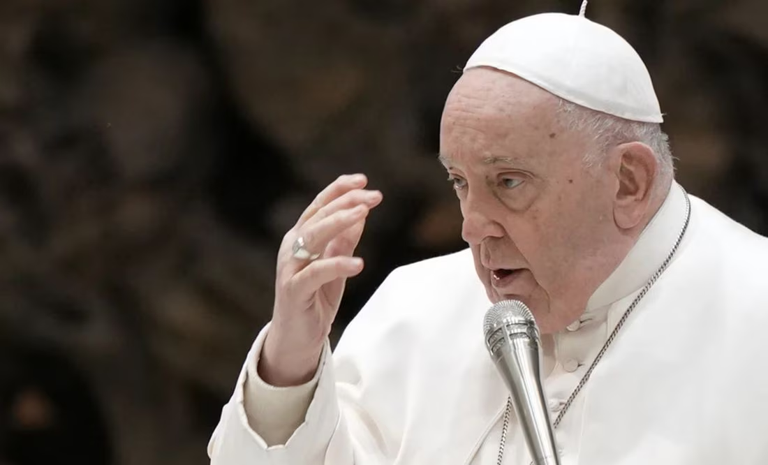 Papa Francisco pide «prudencia» al considerar ingreso de homosexuales al seminario