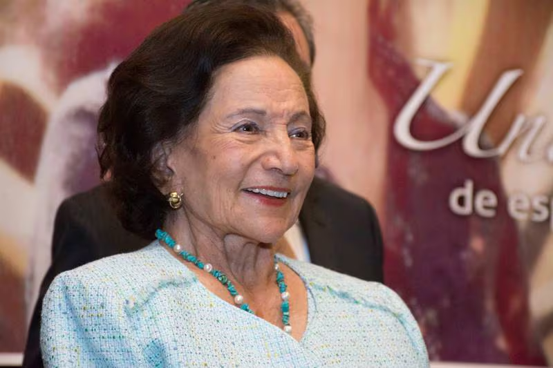 Elecciones 2024: ¿Quién es Ifigenia Martínez, la senadora por quien votó Sheinbaum?