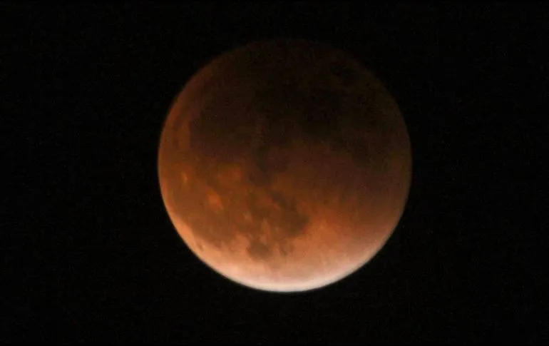 Consejos para ver la Luna de Fresa en México