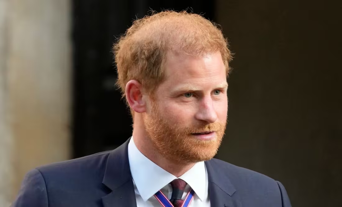 Príncipe Harry, nóstalgico y arrepentido, busca regresar a Reino Unido
