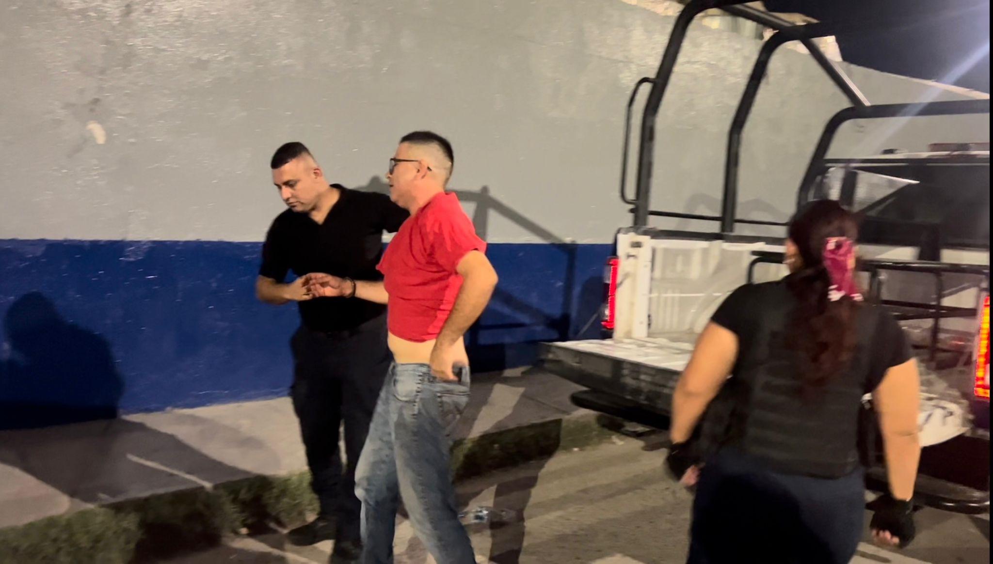 Por pedirle “no tomar más” enfurece contra su pareja